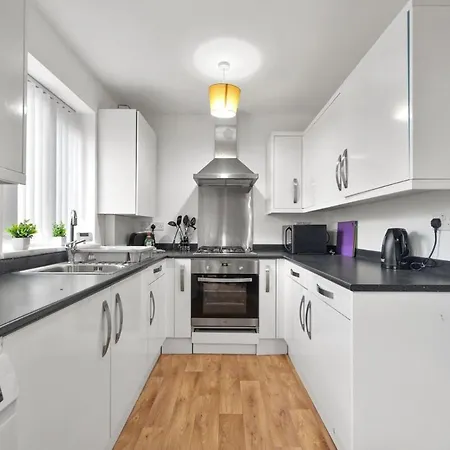 Appartement From - For Contractors Bradford (West Yorkshire)