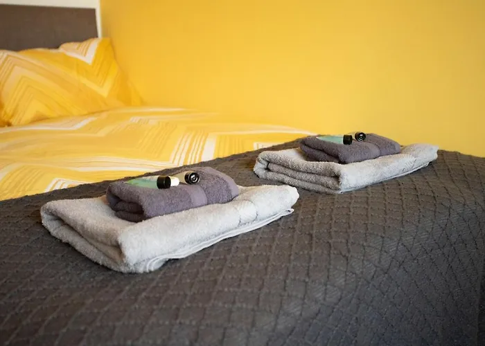 From - For Contractors Lägenhet *