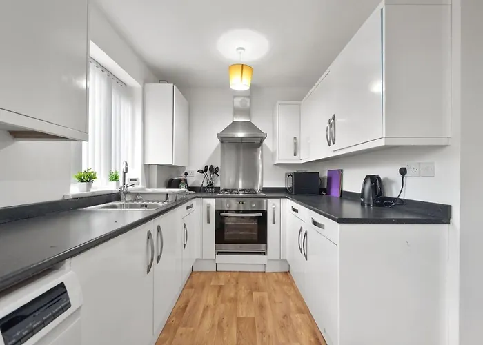 Lägenhet From - For Contractors Bradford (West Yorkshire)