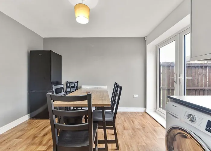 From - For Contractors Bradford (West Yorkshire)